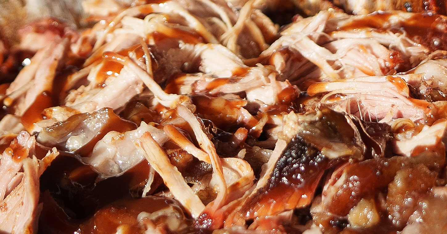 BBQ SMOKED PULLED PORK