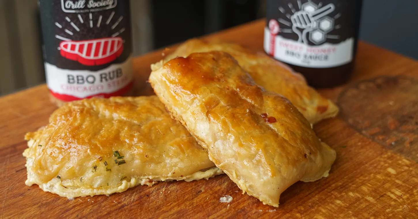 JALAPENO POPPER SAUSAGE ROLL