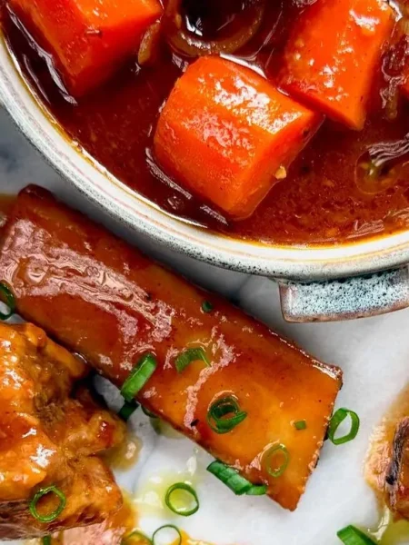 SLOW BEEF COOKED RIBS